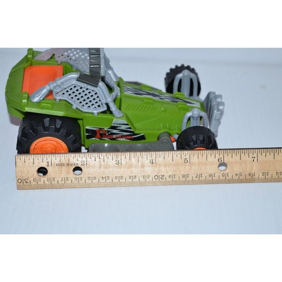 Mattel Matchbox Big Boots 1.75” Action Figure Lot Mini figures w/ dune buggy car - Picture 11 of 12